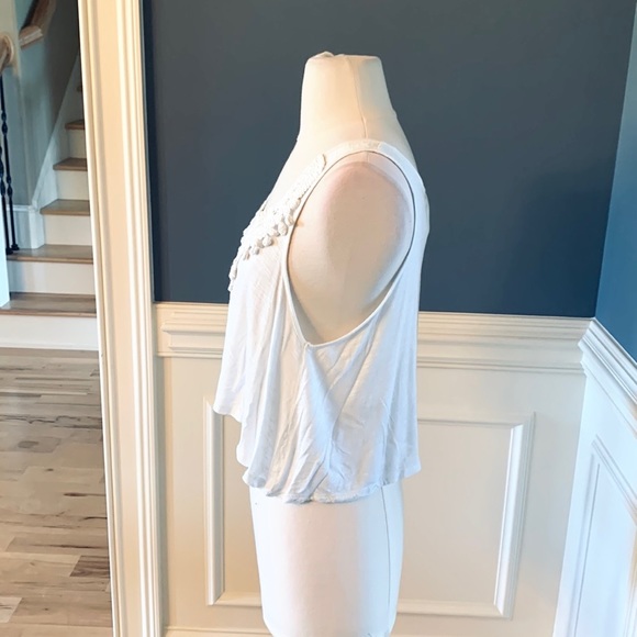 White Flowy Crop Top Crochet Lace - Picture 5 of 13